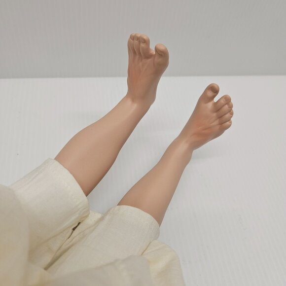 Ashton Drake Titus Tomescu Footprints in the Sand Jesus Christ Porcelain Doll - Picture 3 of 6